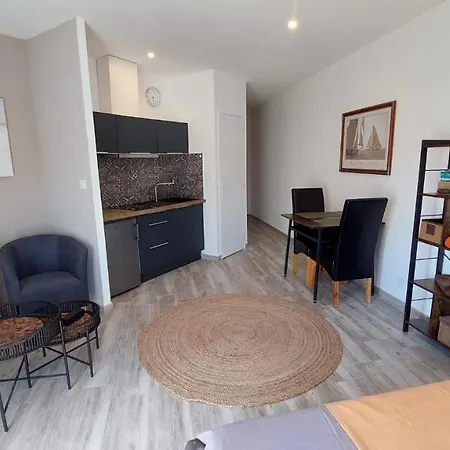 Sur La Plage, Super Avec Vue Sur La