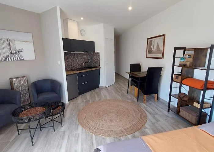 Sur La Plage, Super Avec Vue Sur La